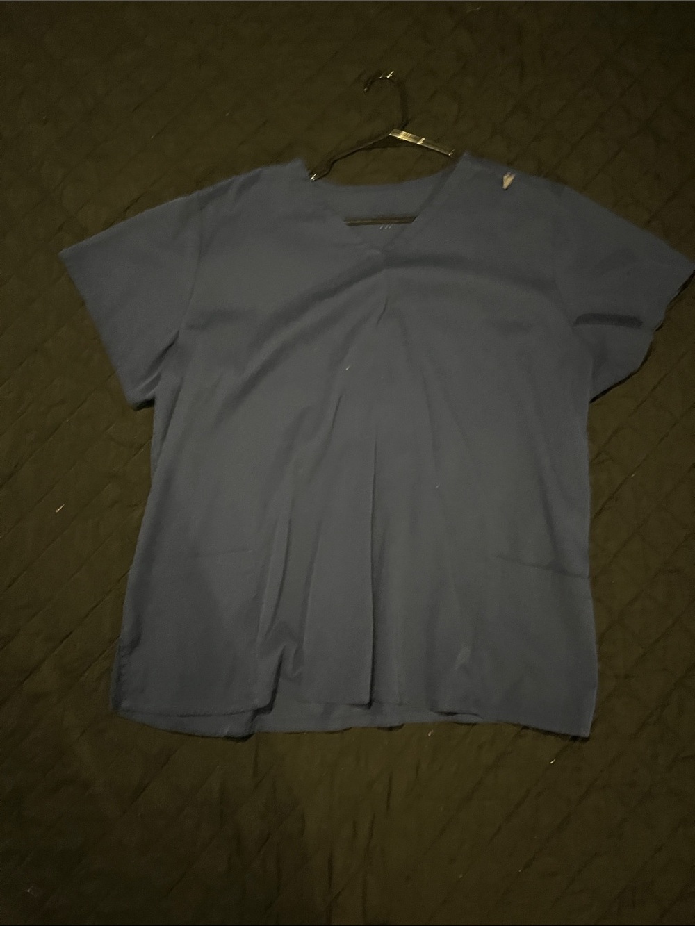 Men's Short-Sleeve V-Neck Shirt in Navy
